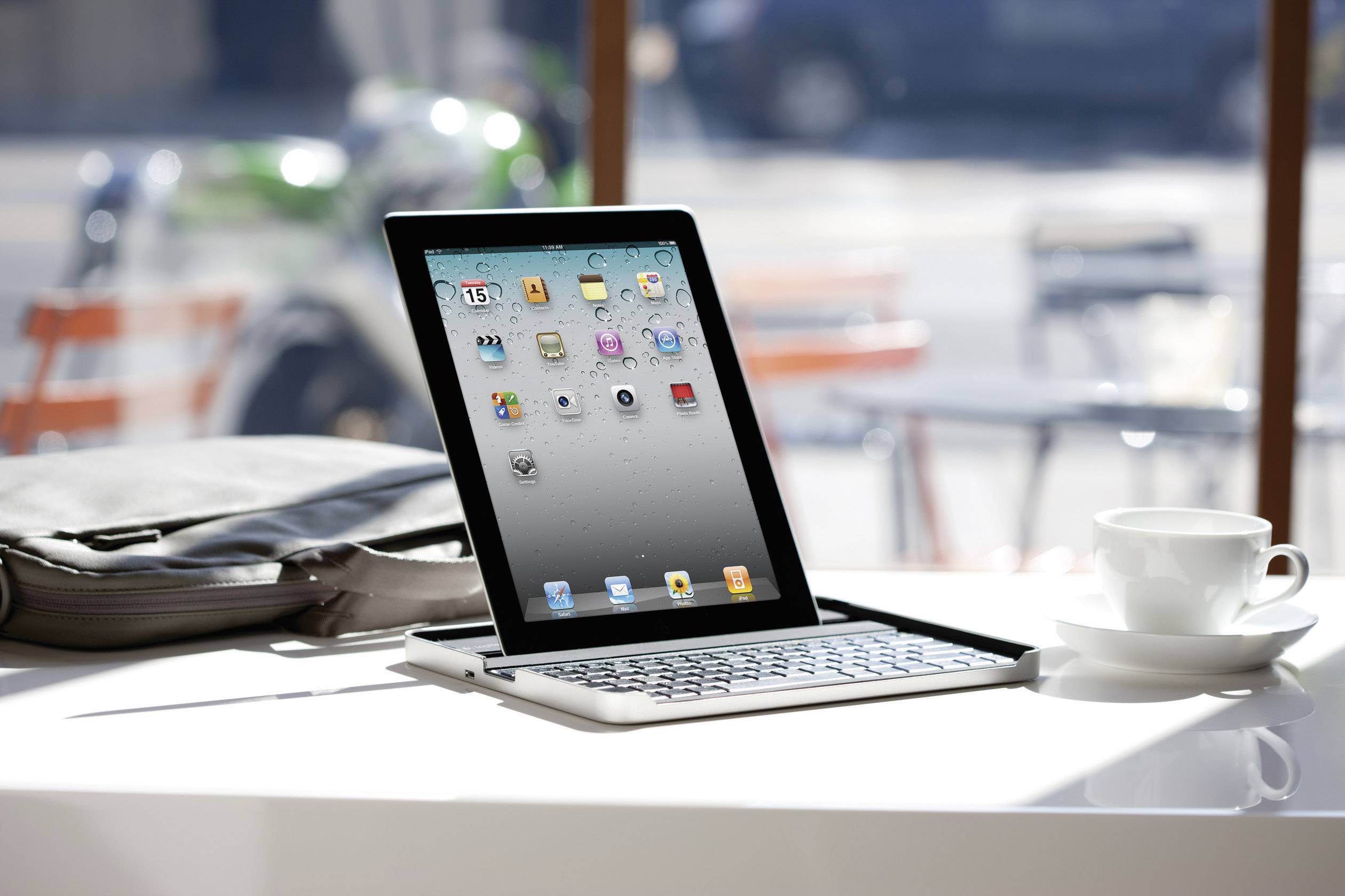 Logitech    iPad 2, iPad 3, iPad 4  Apple iOS®