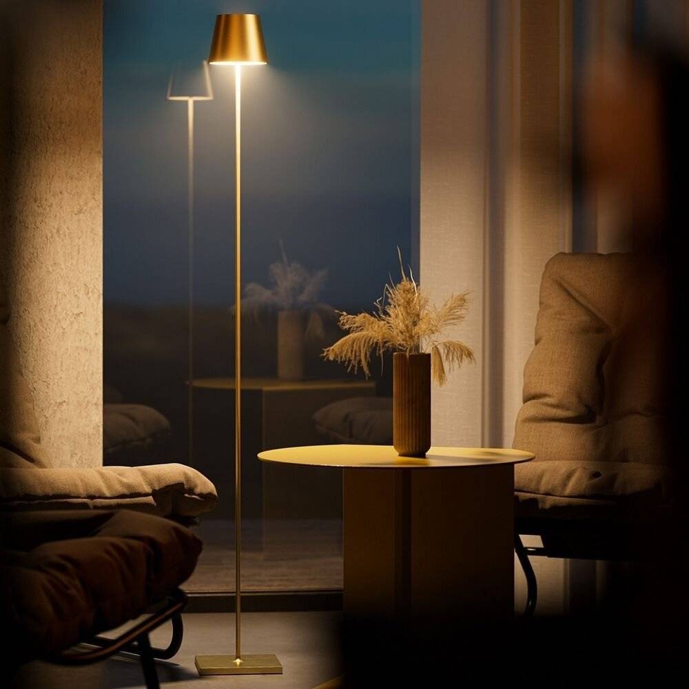 LED Akku Stehleuchte Nuindie aus Aluminiumdruckguss in Gold IP54