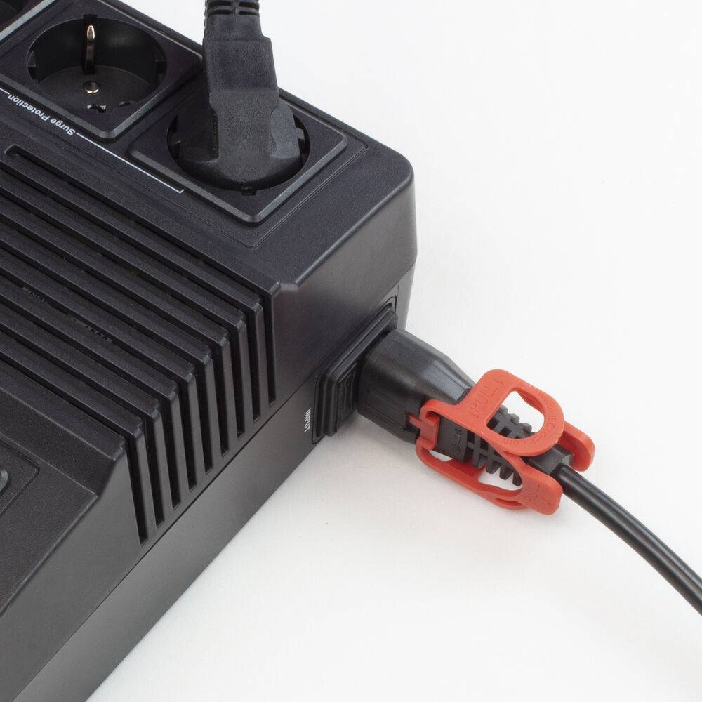 ACT Powercord CEE 7/7 male (angled)