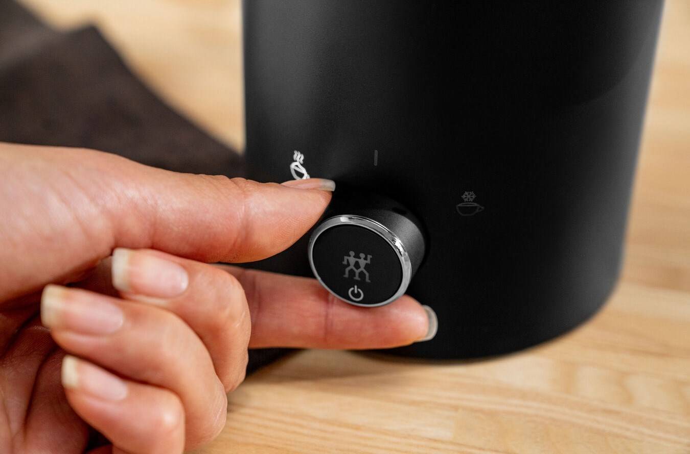 Enfinigy - AC - 600 W - 50 - 60 Hz - 220 - 240 V - 157 mm - 105 mm