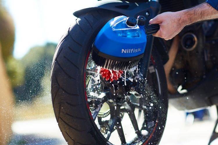 MULTI brush set accessories for scrubbers