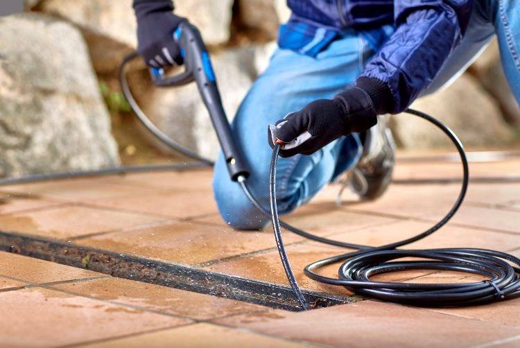 ROHRREINIGUNGSSET 8M