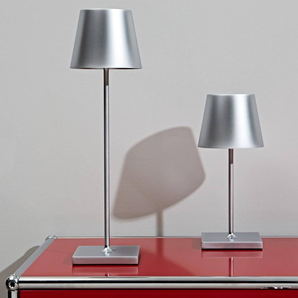 LED Akku-Tischleuchte Nuindie Mini aus Aluminiumdruckguss in Silber IP54