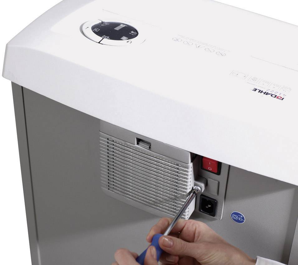 Dahle CleanTec 41304 Aktenvernichter 23 Streifenschnitt 60 l Vernichtet auch Büroklammern, CDs, DVDs, Heftklammern, Kreditkarte