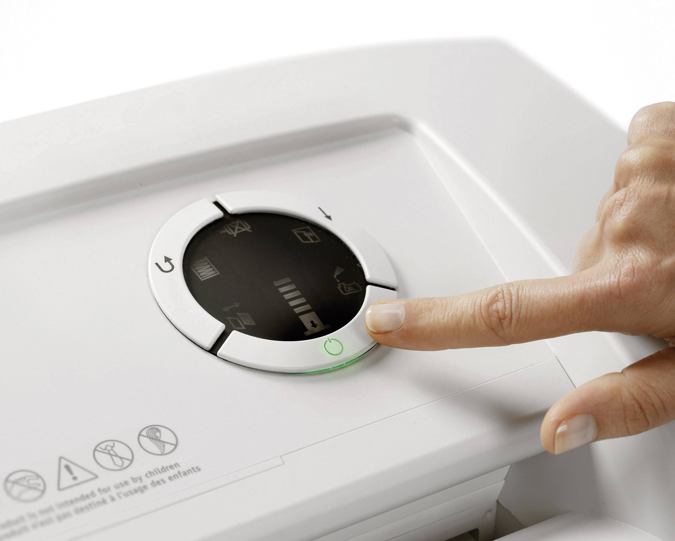 Dahle CleanTec 41404 Aktenvernichter 24 Streifenschnitt 100 l Vernichtet auch Büroklammern, CDs, DVDs, Heftklammern, Kreditkarte