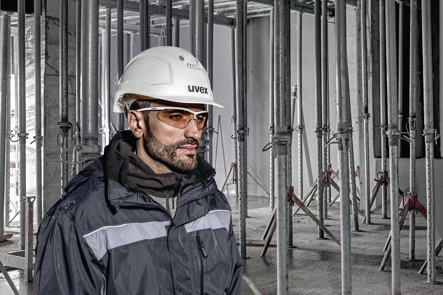 Uvex Pheos E-WR Schutzhelm - Unbelüfteter Arbeitshelm für Elektriker - Weiß