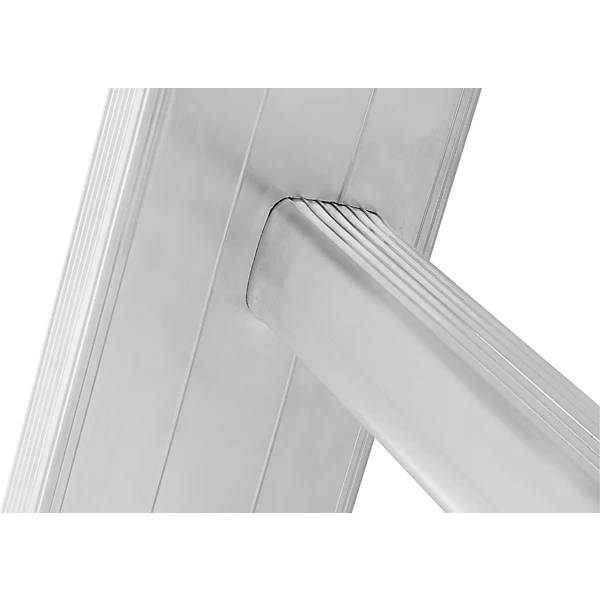 Alu-Mehrzweckleiter Industrieausführung mit Kopffahrwerk 3 x 10 Sprossen max. Arbeitshöhe 799 m. Hymer