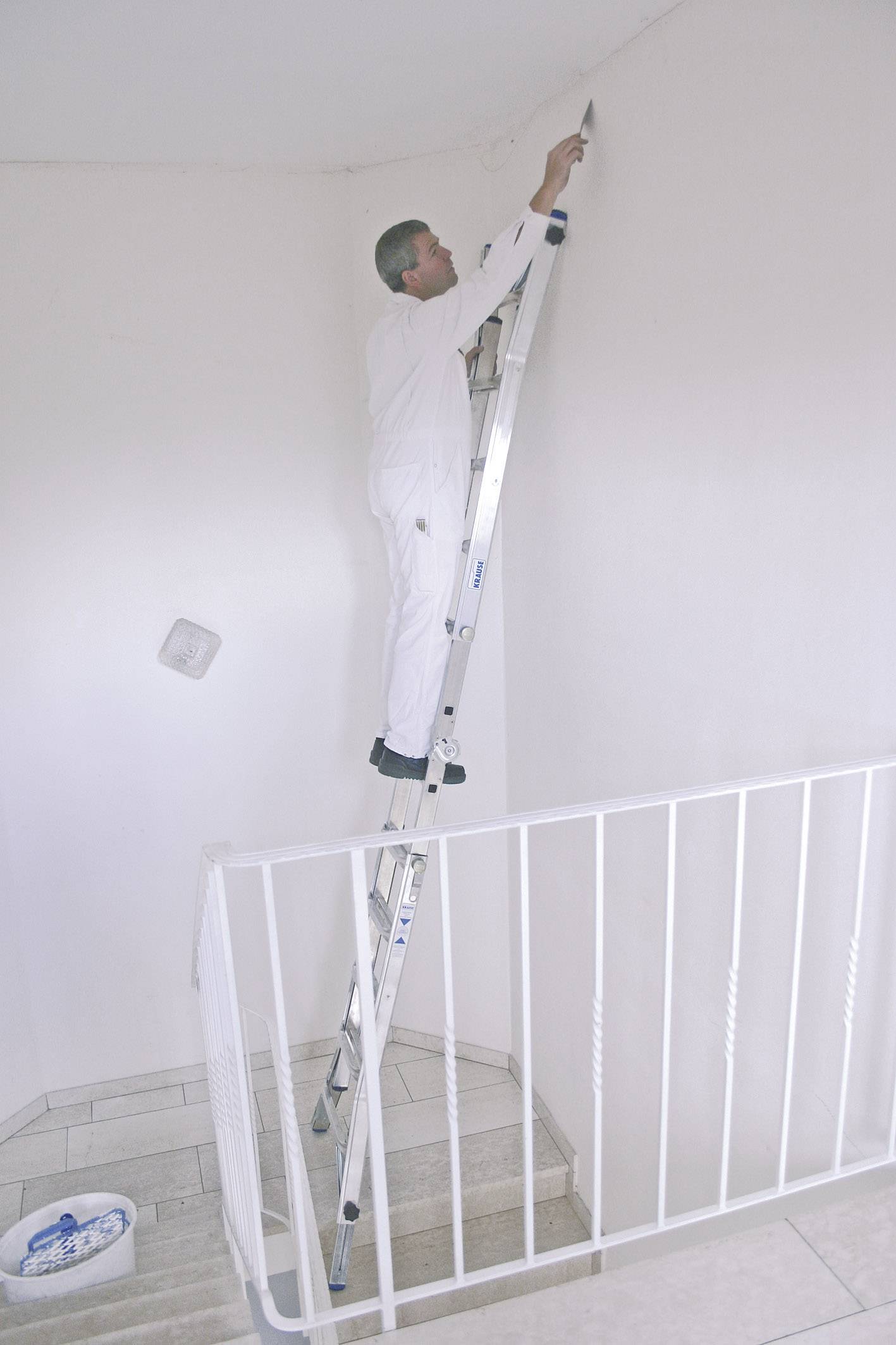 Krause 123596 Aluminium Teleskopleiter inkl. 4 ausziehbaren Holmen Arbeitshöhe (max.): 6.05 m Silber DIN EN 131 18.5 kg