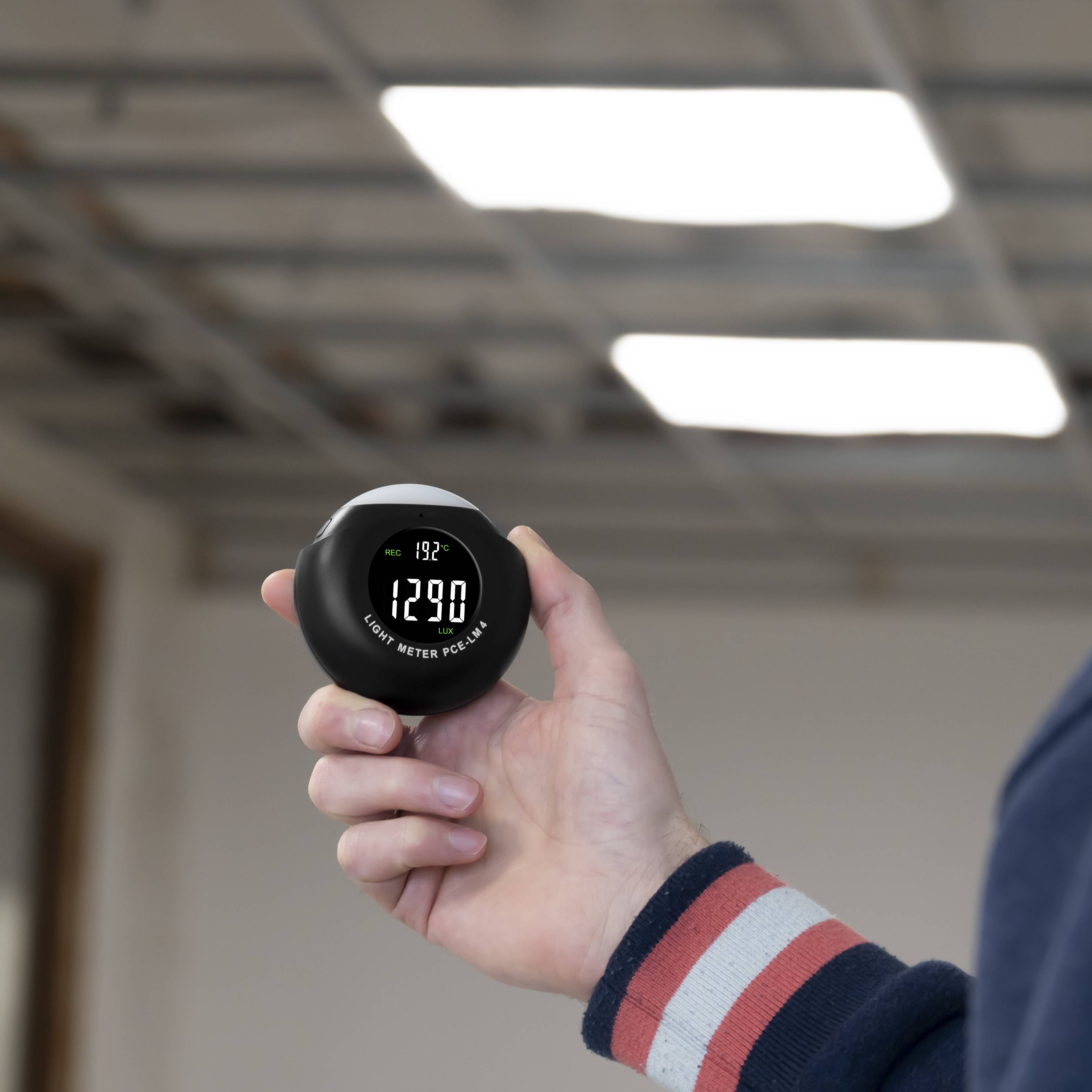 PCE Instruments Luxmeter PCE-LM 4 Messbereich bis 200 klx |Sensor intern |Temperaturmessung |lx fc °C F |Speicher |IP20