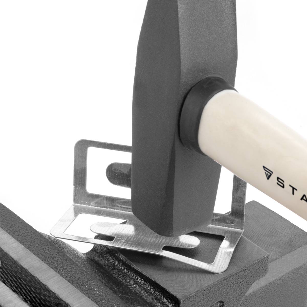 STAHLWERK Schraubstock BV-150 ST aus Gusseisen mit 150 mm Spannweite