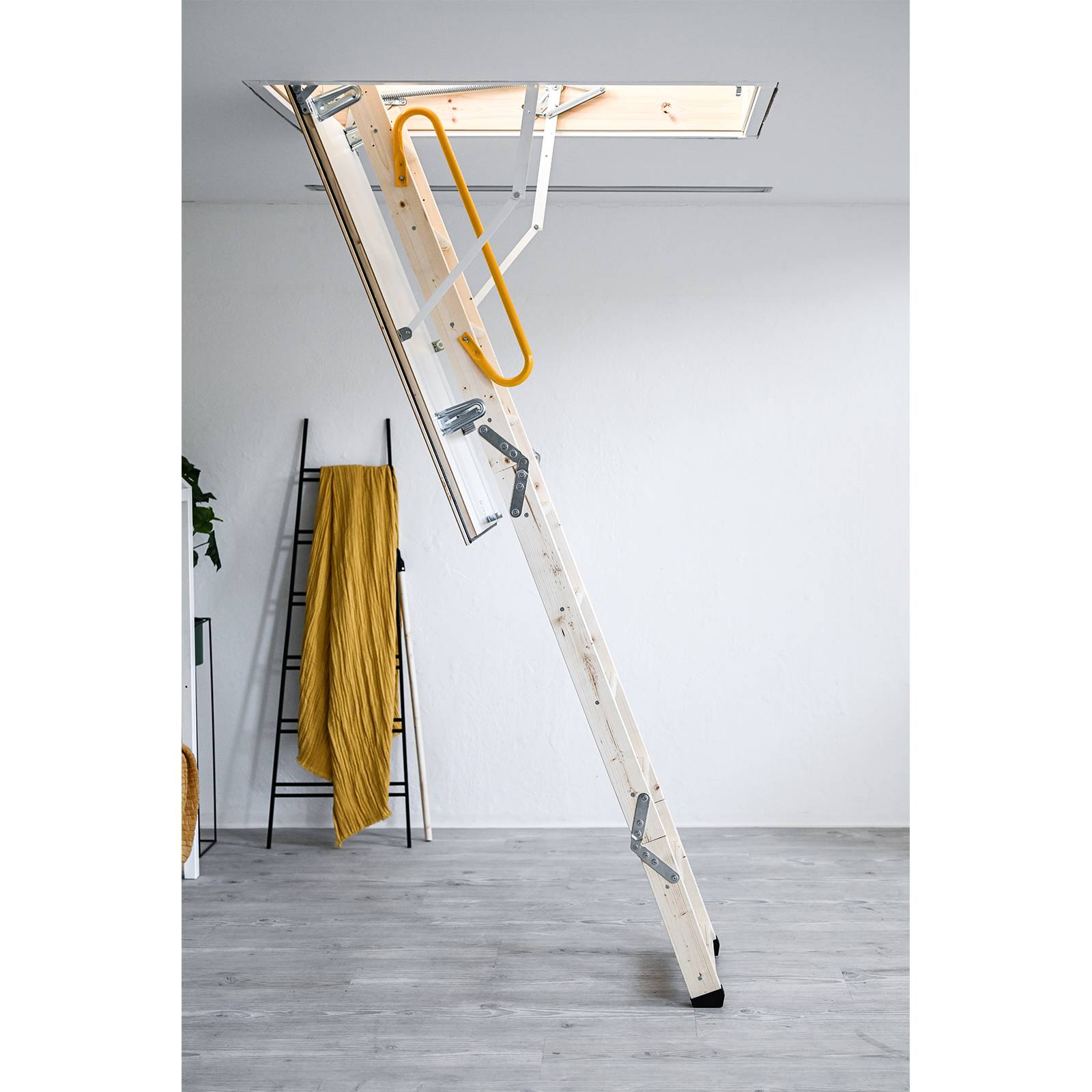 Minka Bodentreppe Complete aus Fichte mit U-Wert 1,1 W/m2K 220-280cm Raumhöhe 120x70cm Deckenöffnu