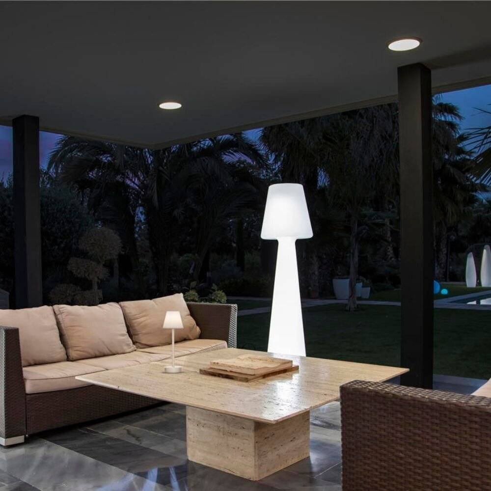 LED Stehleuchte Lola 110 in Weiß 16W 1600lm G13 IP65 6500K