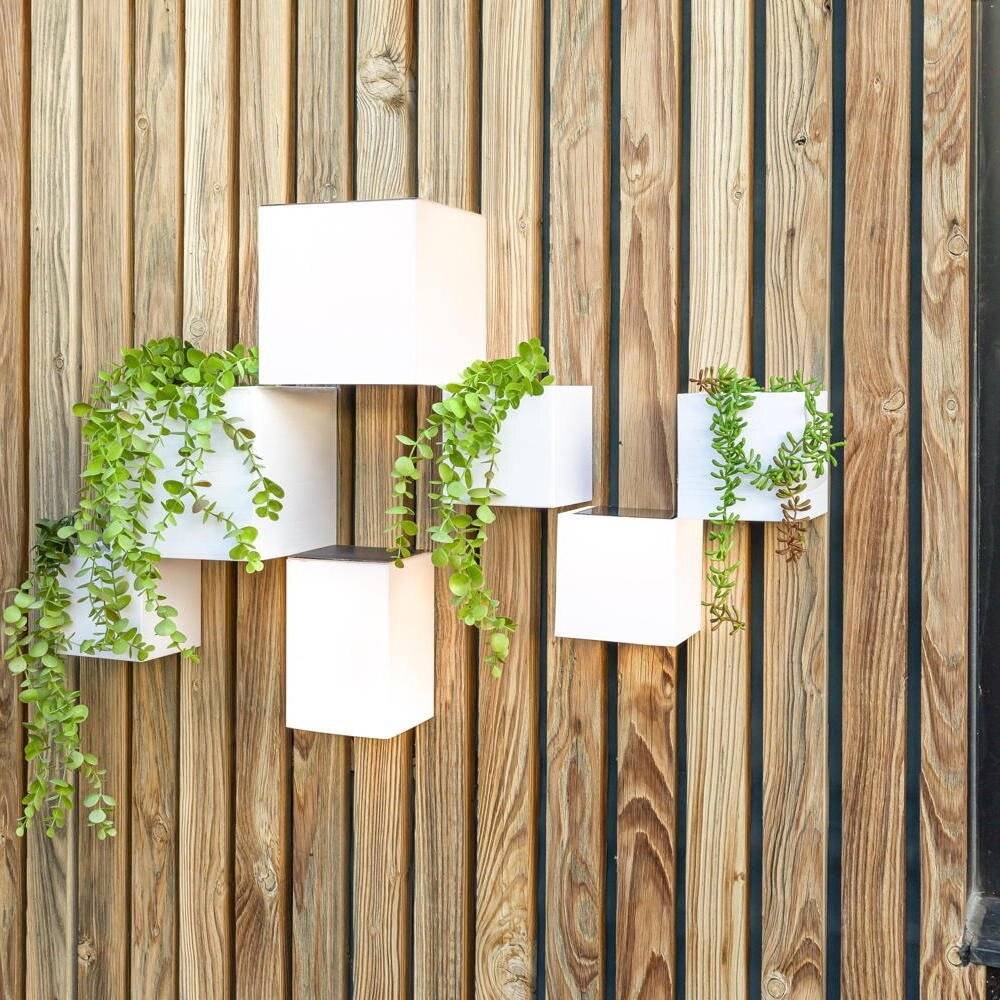 LED Solar Wandleuchte Wally 12 in Weiß und Schwarz 5W 500lm IP65 mit Dämmerungssensor