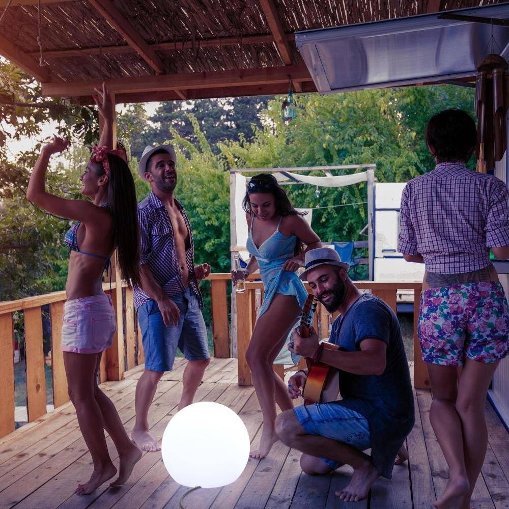 LED Kugel Buly 40 in Weiß 7W 600lm E27 IP65 6500K