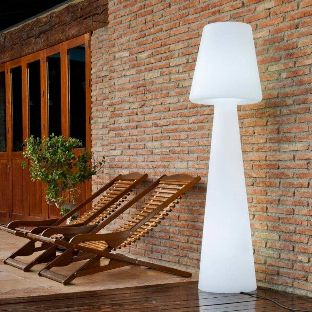 LED Stehleuchte Lola 165 in Weiß 22W 2200lm G13 IP65 3000K