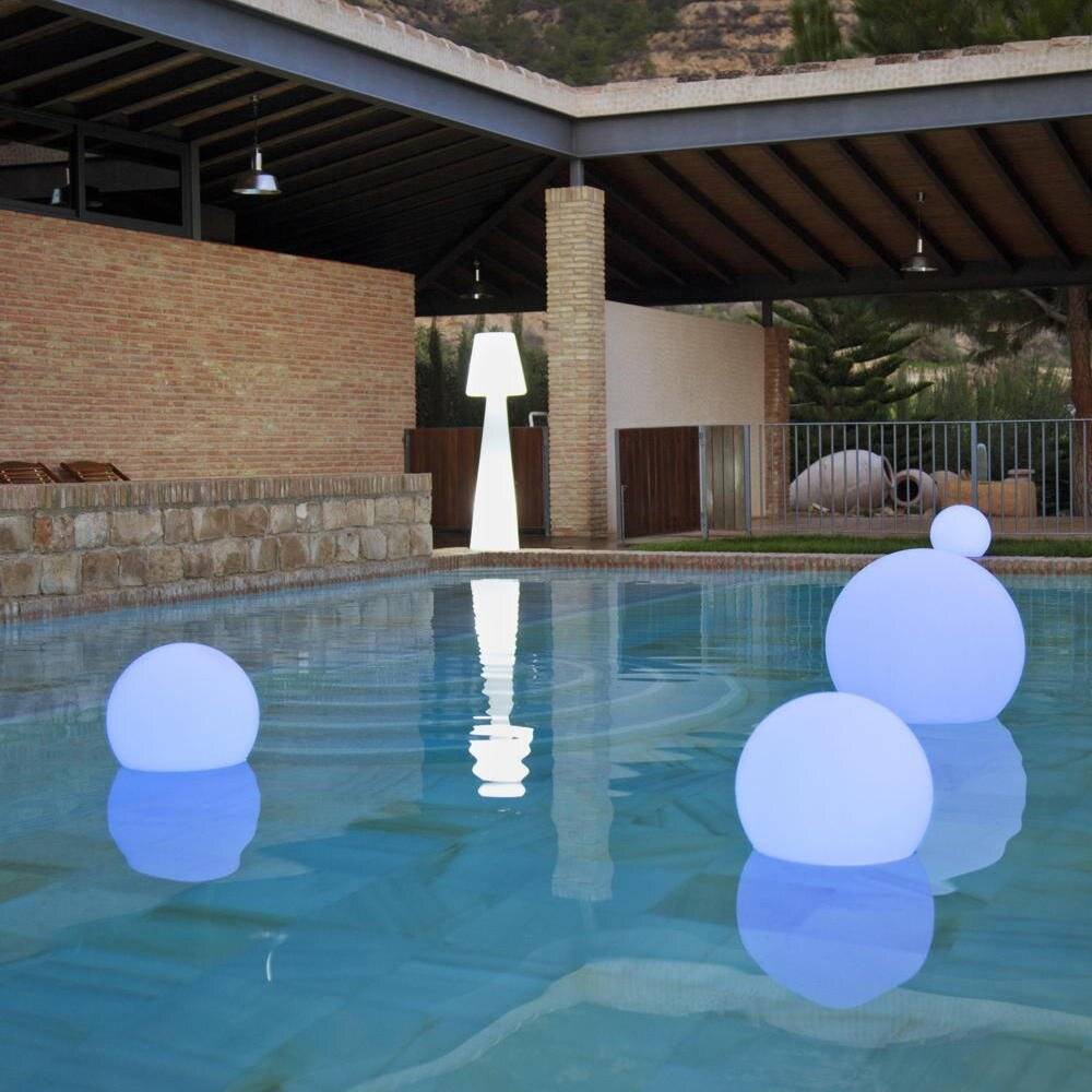 LED Stehleuchte Lola 165 in Weiß 22W 2200lm G13 IP65 3000K