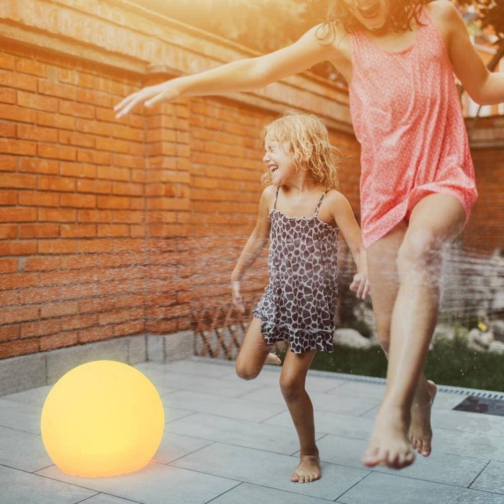 LED Kugel Buly 50 in Weiß 7W 600lm E27 IP65 6500K