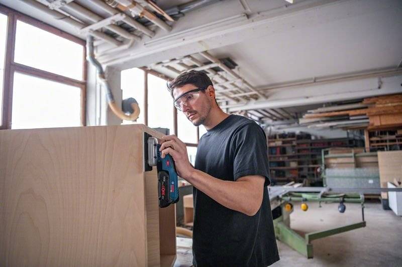 Bosch Professional GSS 18V-13 06019L0100 Akku-Schwingschleifer ohne Akku 18 V 80 x 130 mm Anzahl mitgelieferte Akkus 0