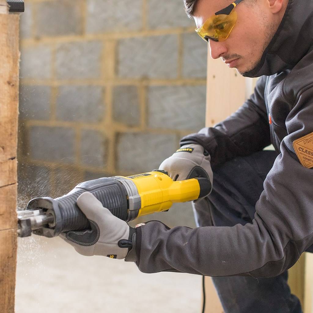 900W sabre saw FME360