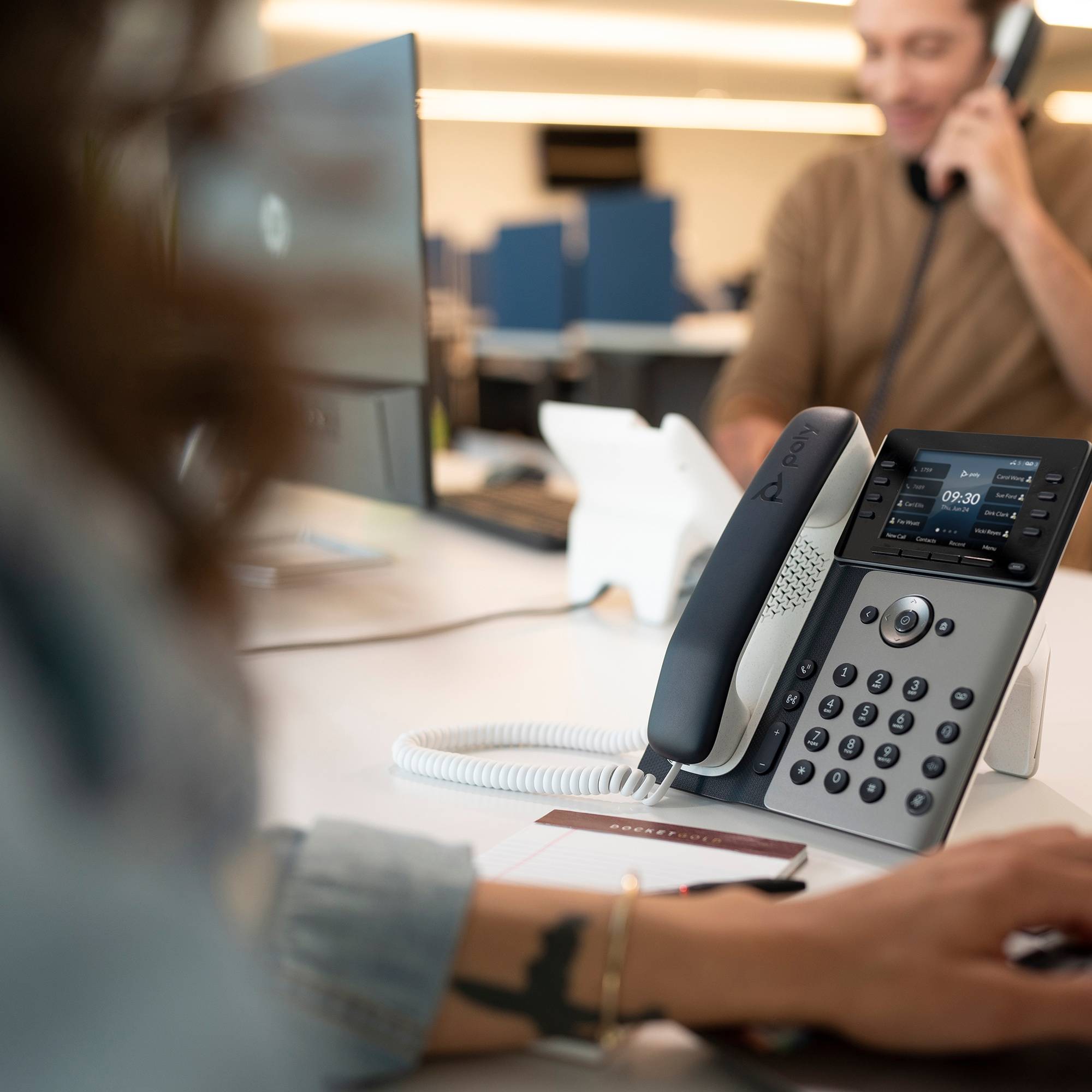 HP - Poly Edge E350 - VoIP-Telefon mit Rufnummernanzeige/Anklopffunktion