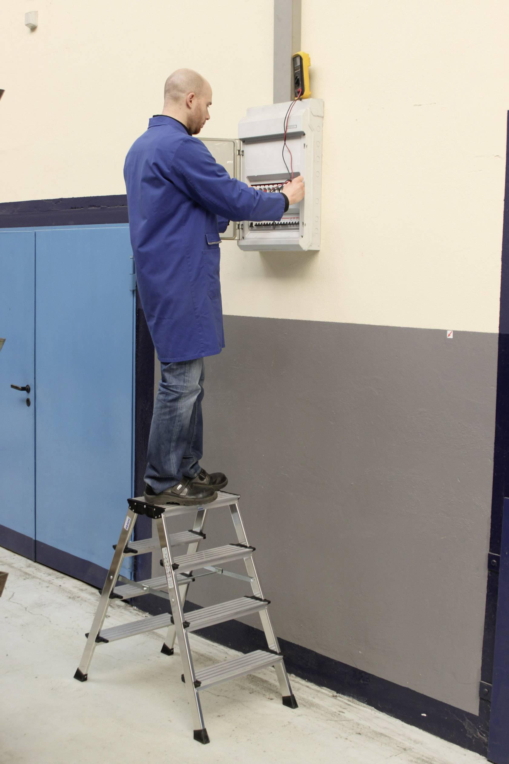 Krause MONTO Treppo 126047 Aluminium Doppel-Klapptritt klappbar Arbeitshöhe (max.): 2.85m Silber 5.50kg