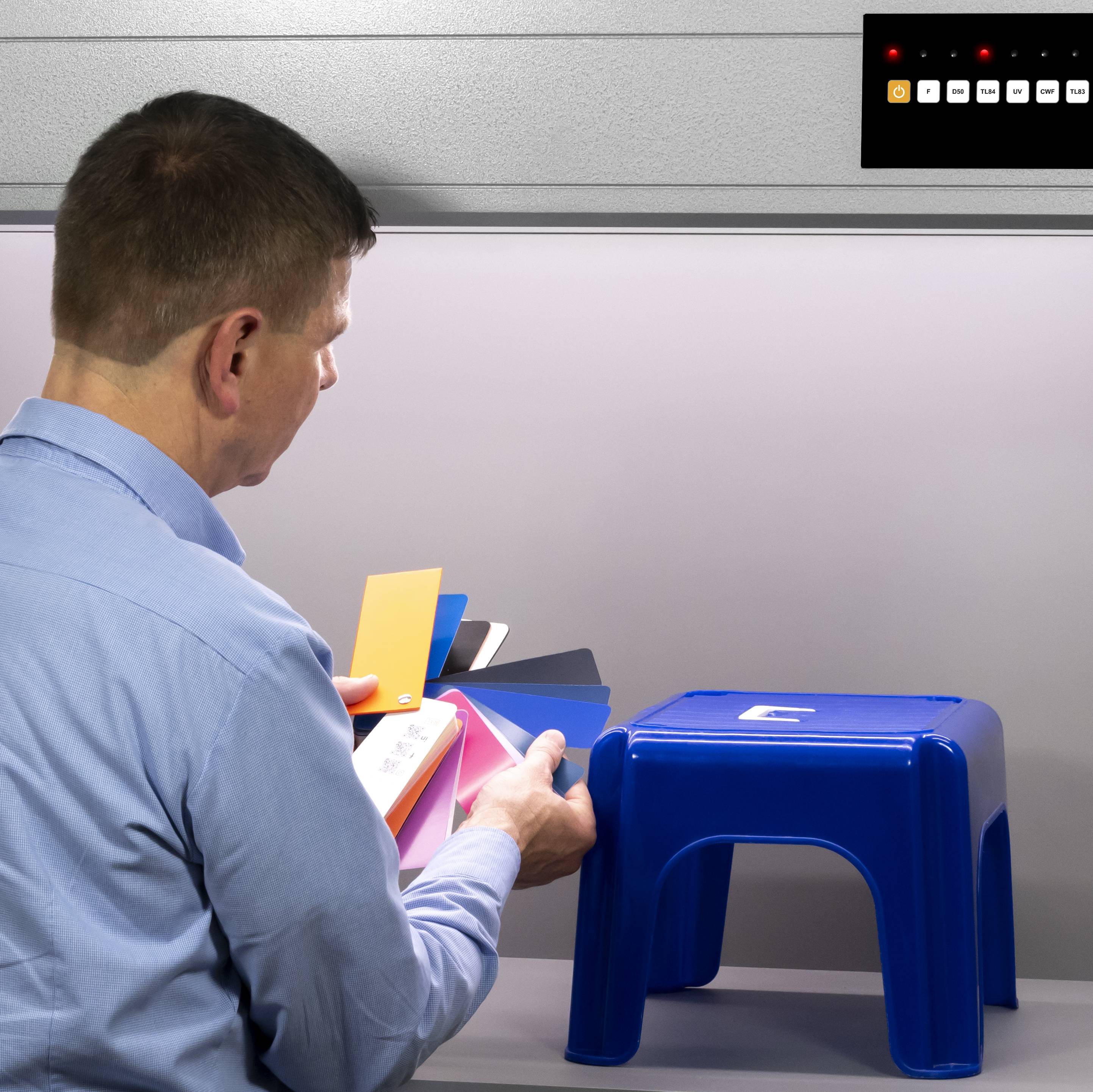 PCE Instruments PCE-CIC 10-LED Farbbeleuchtungskammer