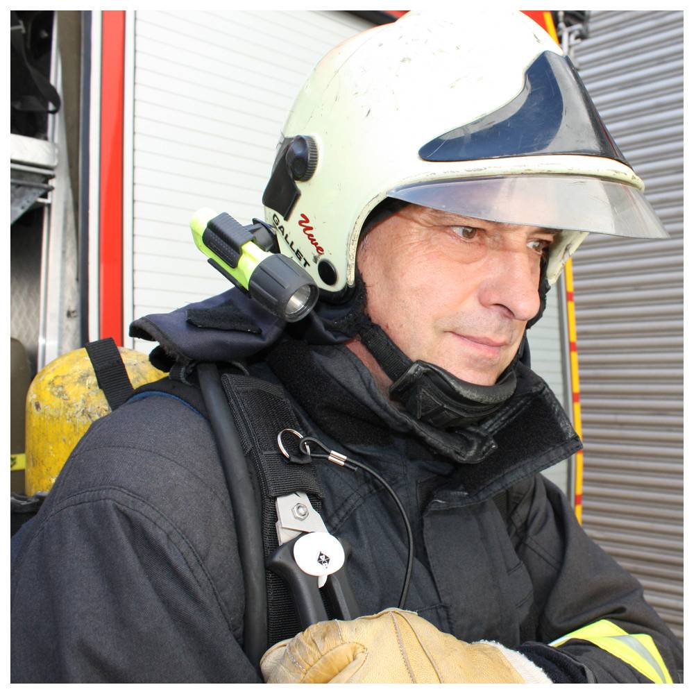 Dönges Schultergurtholster für Rettungsschere