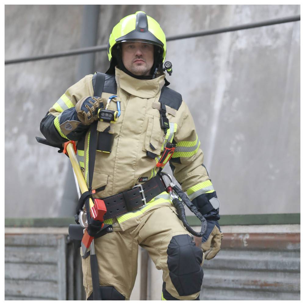 Dönges Tragesystem für Hooligan-Kombinationen