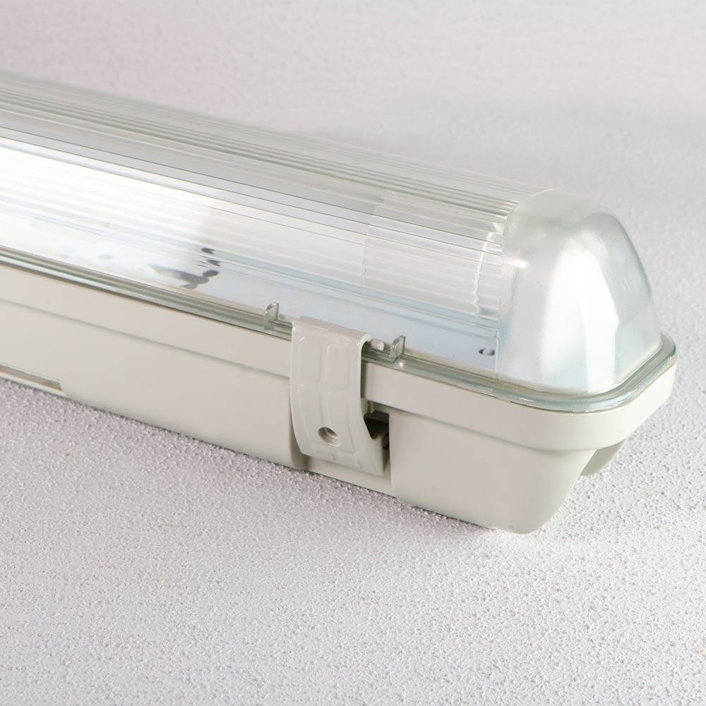 LED's light Feuchtraumleuchte mit HF-Bewegungsmelder und LED-Röhre 150 cm 20W neutralweiß IP65