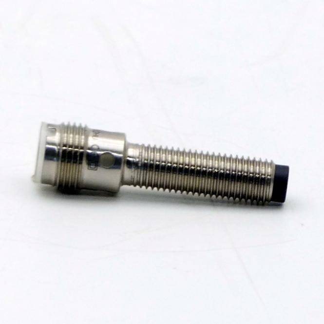 BALLUFF Induktiver Standardsensor BES01P3 (BES M08ED-PSC25F-S04G)
