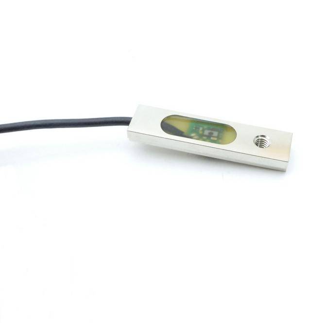 BALLUFF Induktiver Sensor BES04TY (BES P03ME-POC20B-EP05)