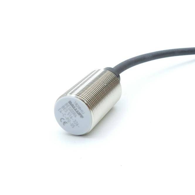 BALLUFF Induktiver Sensor BES00R4 (BES 516-326-E4-C-PU-05)
