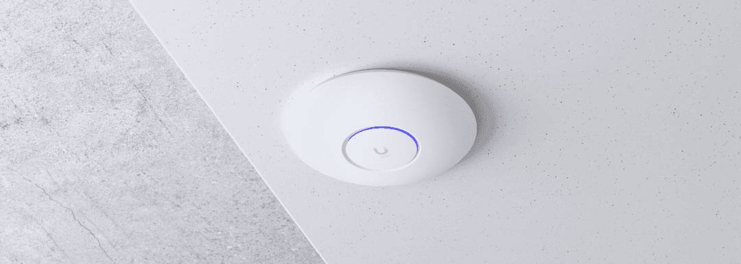 UbiQuiti UniFi U6+ - Accesspoint - Wi-Fi - 2.4 GHz - 5 GHz