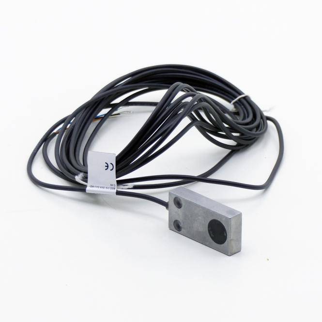 BALLUFF Induktiver Näherungsschalter BES0341 (BES 516-3009-SA2-MO-C-05)
