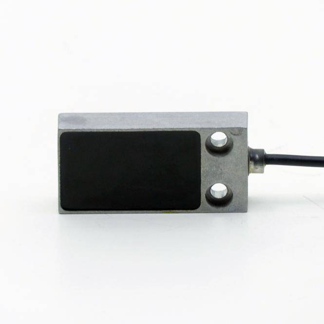 BALLUFF Induktiver Näherungsschalter BES0341 (BES 516-3009-SA2-MO-C-05)