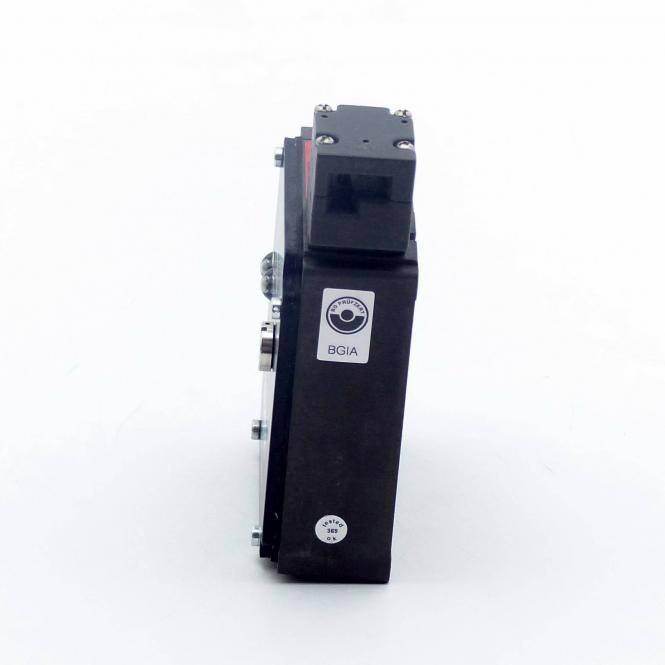 EUCHNER TZ1RE024M-082051 TZ1RE024M Sicherheitsschalter m.Magnetverriegelung