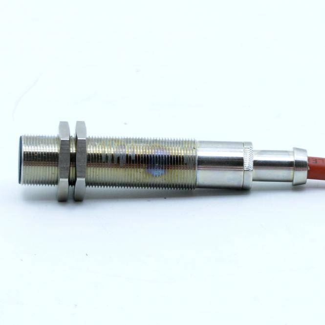 Balluff induktiver Sensor BES516-105-SA-2-05 OVP