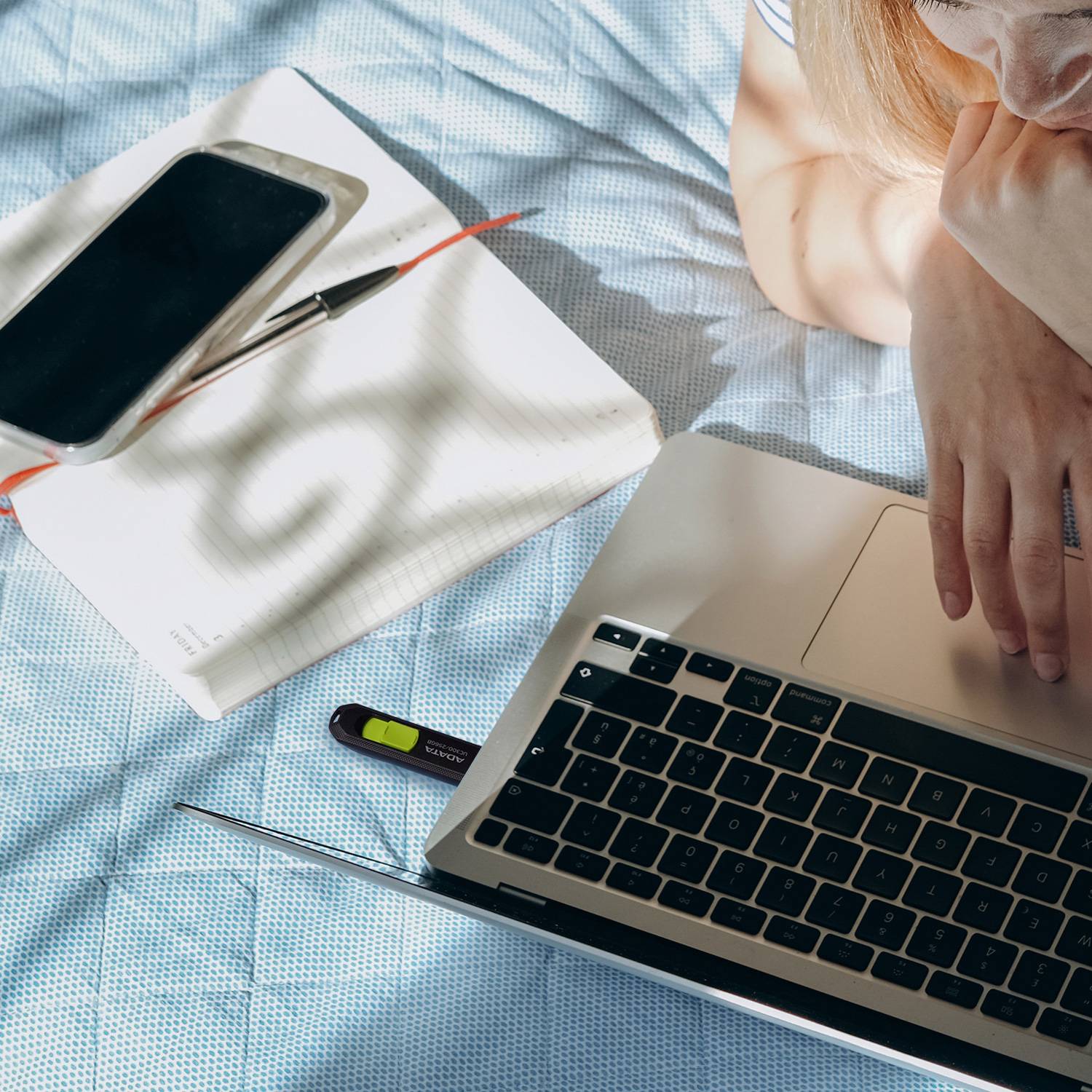 ADATA UC300 - 32 GB - USB Typ-C - 3.2 Gen 1 (3.1 Gen 1) - 100 MB/s - Dia - Schwa