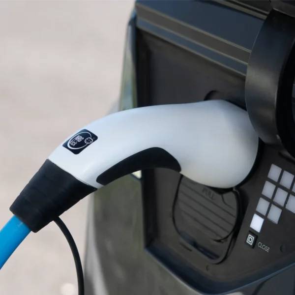 NRGkick 32A Pure für PV-Nutzer GSM/GPS/SIM Standard 10m WLAN
