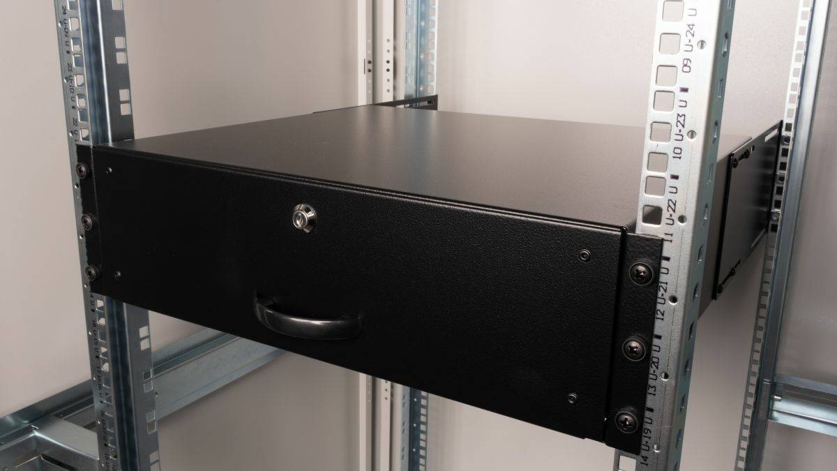 EQUIP - Schublade 19"" für Serverschränke 3U abschließbar sw - Zubehör Stromversorgung - 0,48 m
