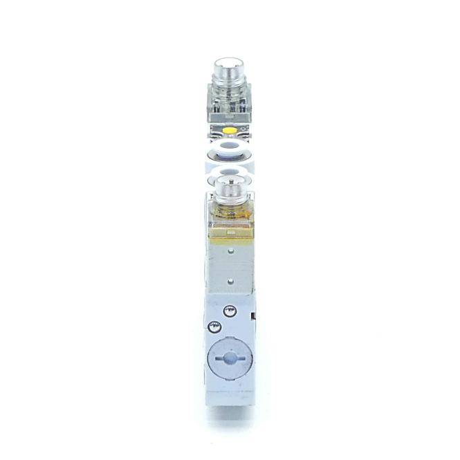 AVENTICS 5/3 Wegeventil LS04-5/3CC-024DC-AF-D-M8-D4-NE (R422103846)