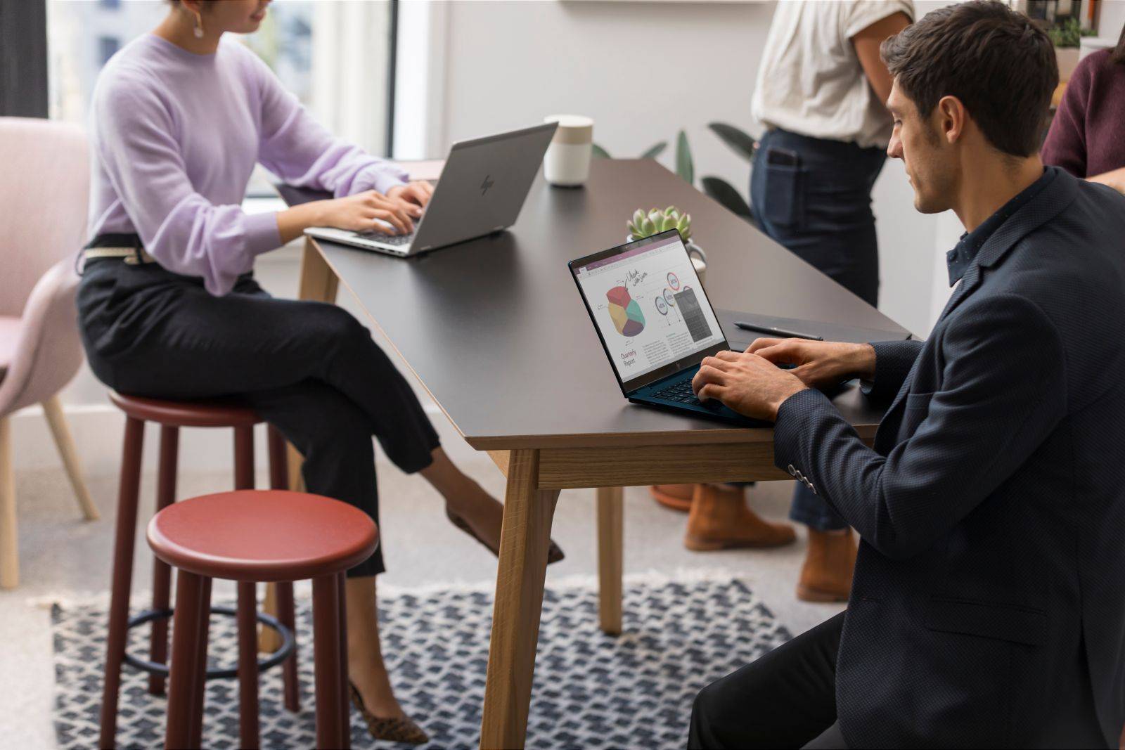 HP EliteBook 835 G11, 13,3" WUXGA, AMD Ryzen 5 8540U, 16GB RAM, 512GB SSD, Win11 Pro A26QFEA#ABD