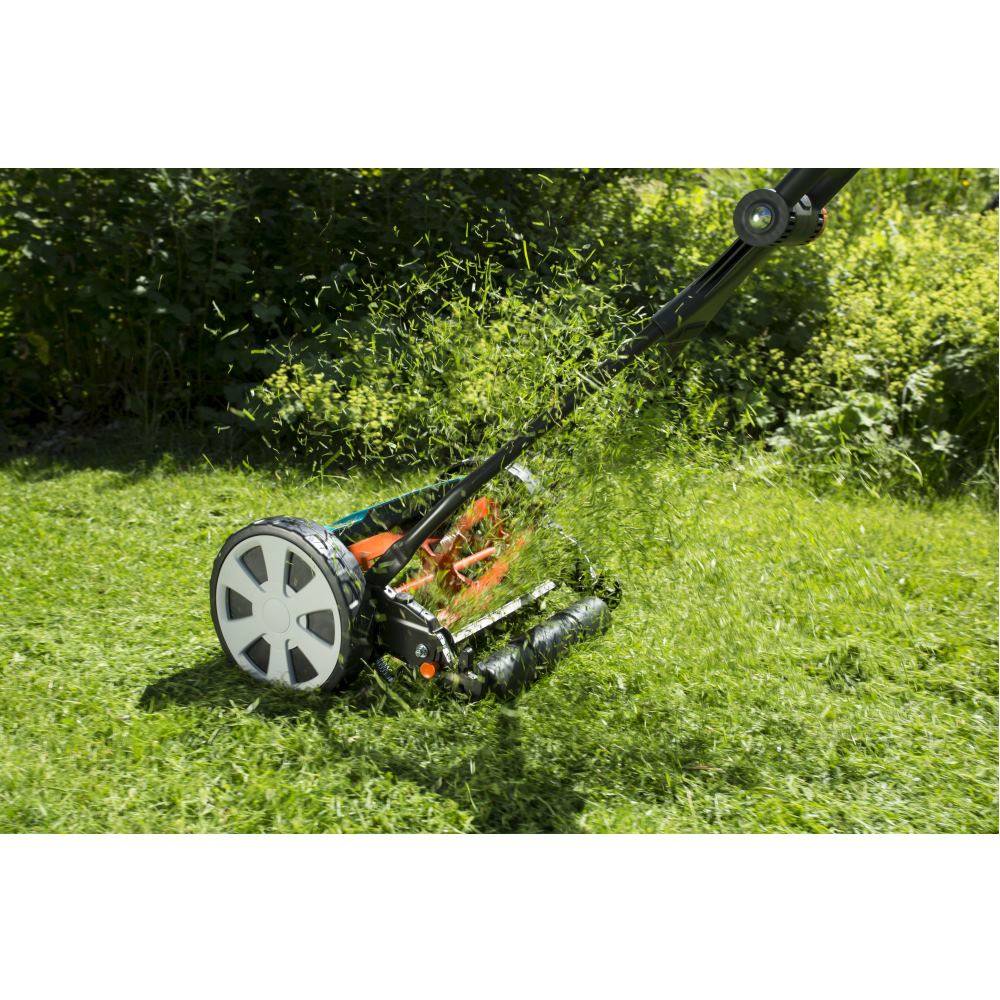 Gardena Classic 330 Hand Spindelmäher Schnittbreite (max.) 33cm Geeignet für bis 150m²