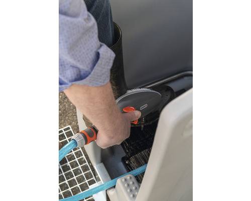 CEMO Stiefelreiniger Premium aus hochwertigem PE mit integrierter Sammelwanne