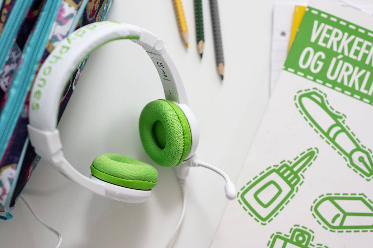 BuddyPhones Kopfhörer für Kinder| Homeschooling| Grün - Kopfhörer - 20 KHz - Sto