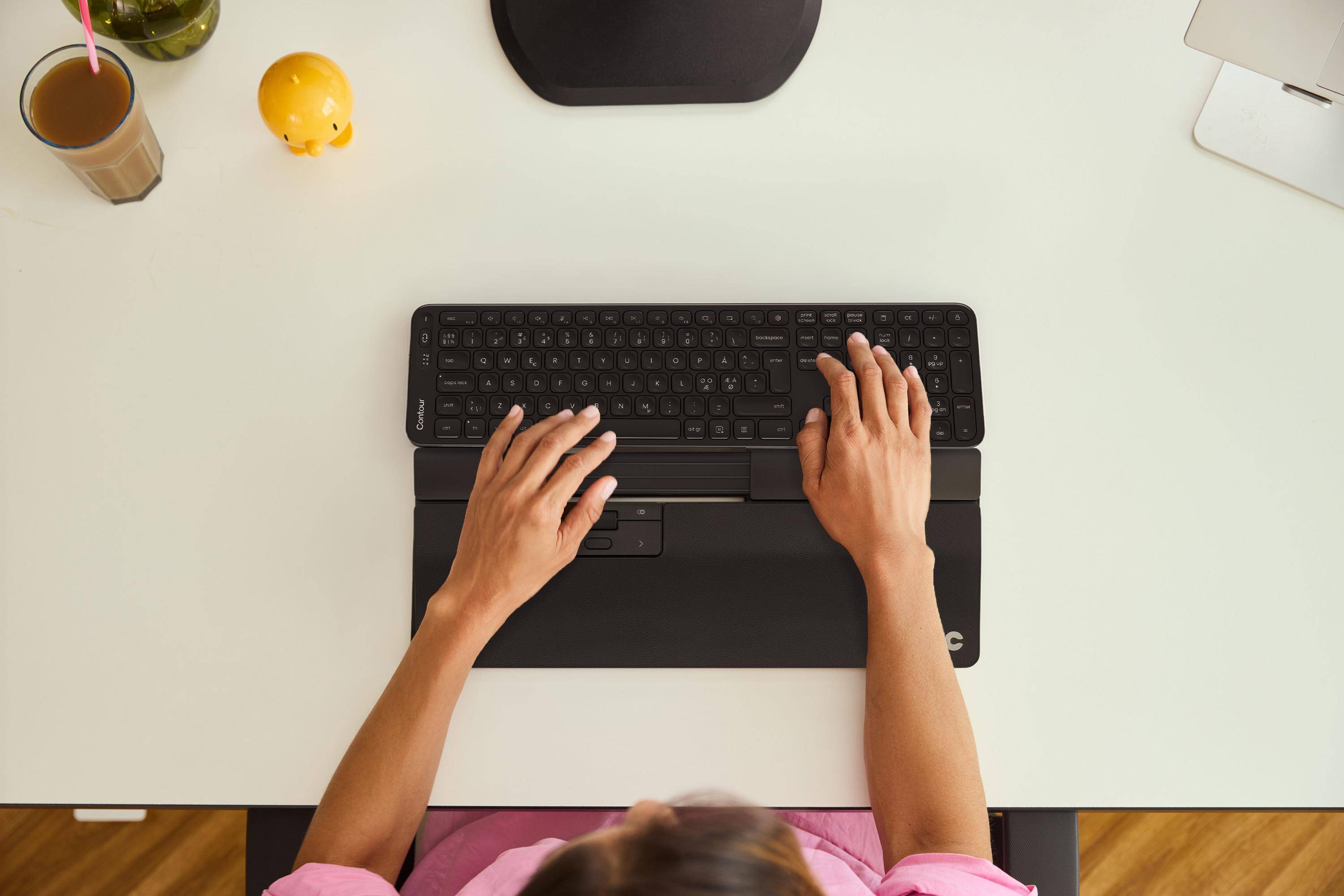 Contour SliderMouse Pro - Zentrale Maus - mit verlängerter Armauflage und veganem Leder