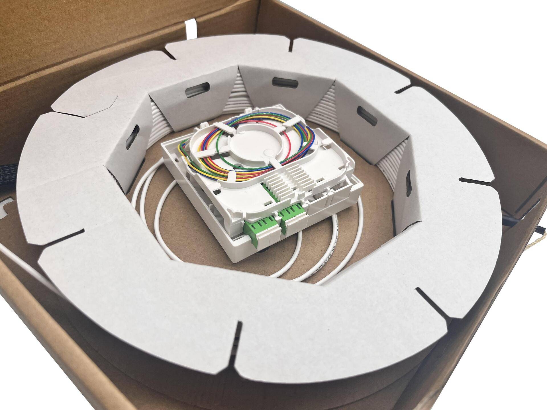 helos FTTH-Anschlussset, beidseitig mit 4 LC-APC-Steckern vorkonfektioniert, 20m