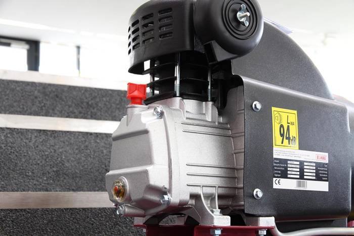 Kompressor WERKER 275/10/50 W 275l/min 10bar 1,8kW 230V Behältervolumen 50l
