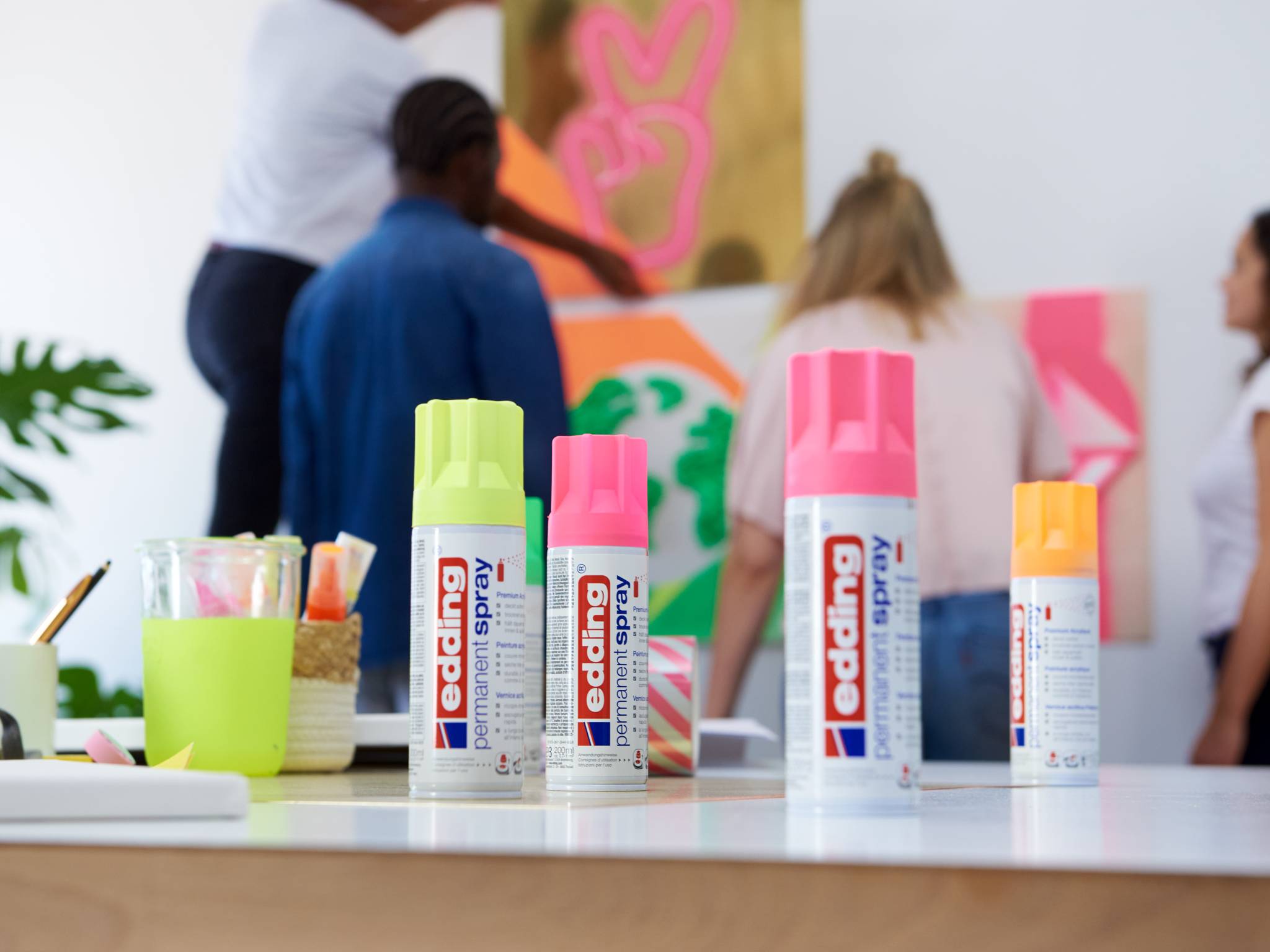 edding 5200 Permanentspray Premium Acryllack neongrün matt DE-FR-IT