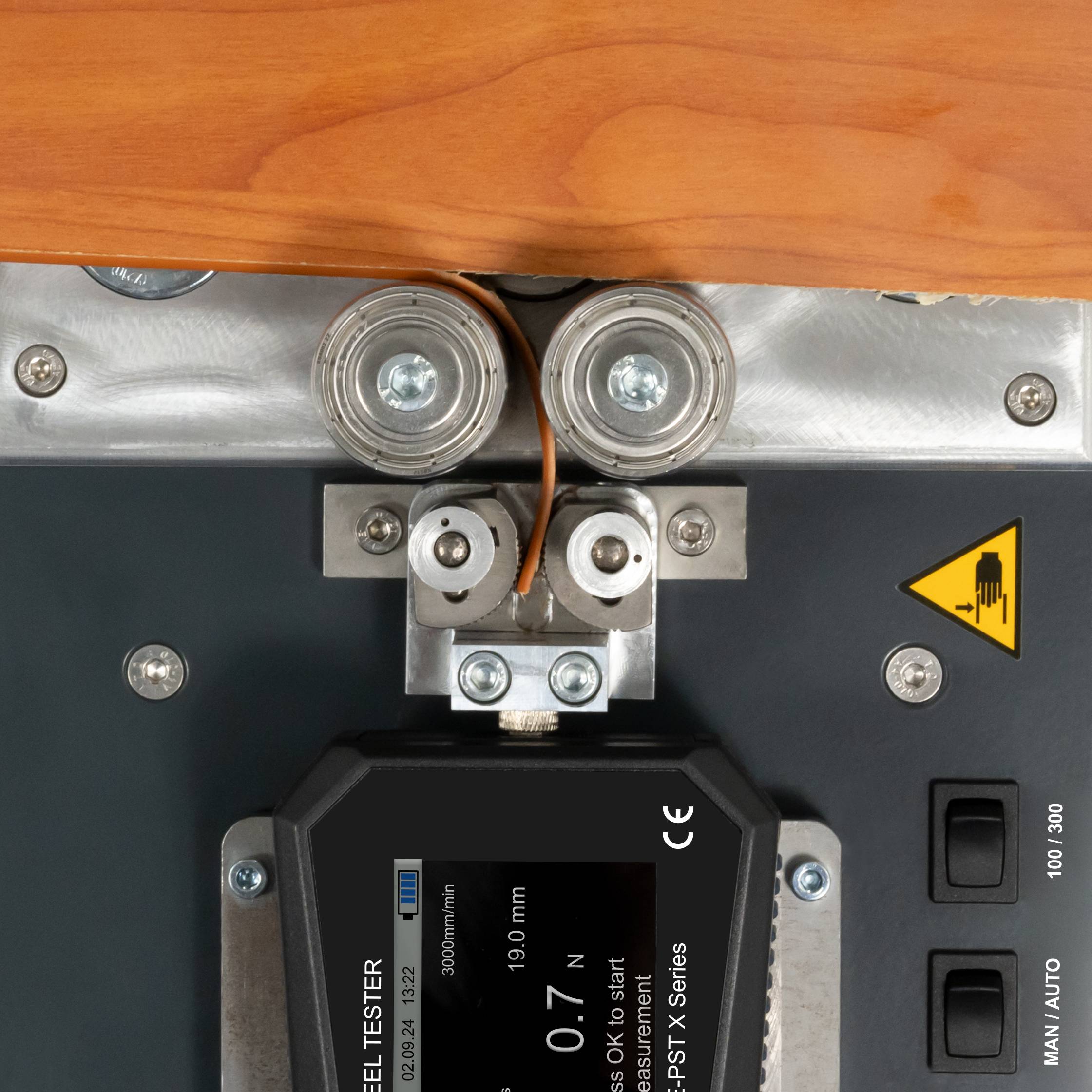PCE Instruments Prüfgerät PCE-PST 1 X für Schältests |500 N |Ncm Nmm |Genauigkeit ±0,05% F.S. |Fahrweg 150mm |Speicher